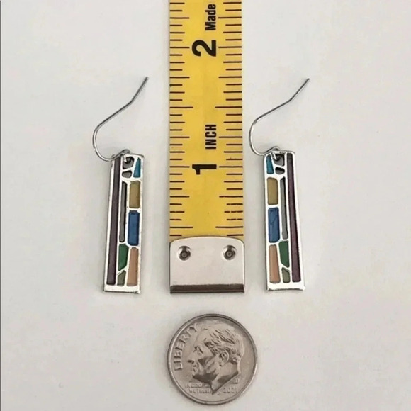 “Stained Glass” Style Abstract Silver Fashion Drop Earrings NWT - Picture 3 of 3